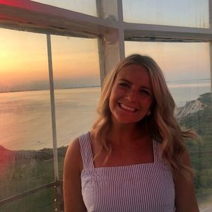 Meet your Posher, Bri